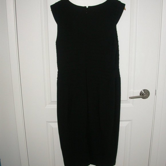 Little Black Bodycon Dress - Picture 7 of 7